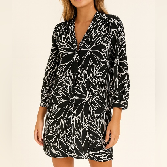 Black Label Other - Black Label Size Medium Black White Floral Print Ruffle Dress NWT $188